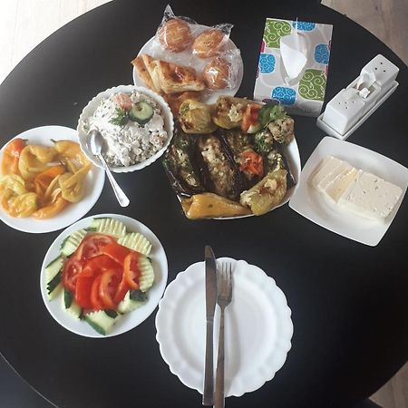 The Land Of Ararat Hotel Yerevan Bagian luar foto