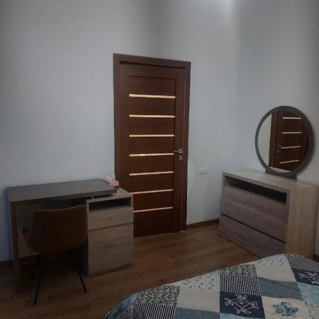 The Land Of Ararat Hotel Yerevan Bagian luar foto