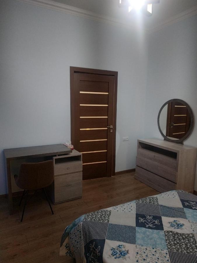 The Land Of Ararat Hotel Yerevan Bagian luar foto