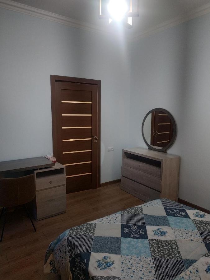 The Land Of Ararat Hotel Yerevan Bagian luar foto